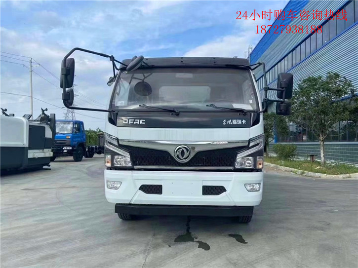 东风多利卡洒水车